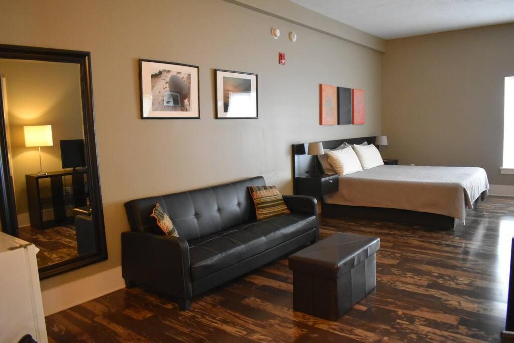 Northport Inn Boutique Hotel R203 מראה חיצוני תמונה